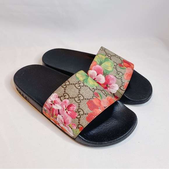 GUCCI GG logo floral bloom rubber pool slides - Picture 6 of 12